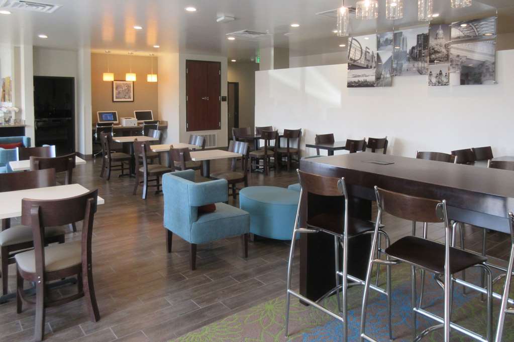Hotel Mainstay International Airport DEN
